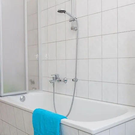 Ferienwohnung-leipzig-nord-ost-schoenefeld * Lipcse